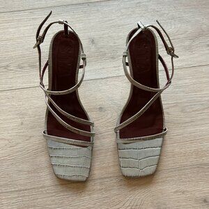 GITA SANDAL | FRENCH GREY CROC EMBOSSED